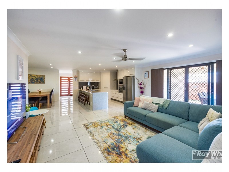 25 Jamie Crescent, Gracemere QLD 4702