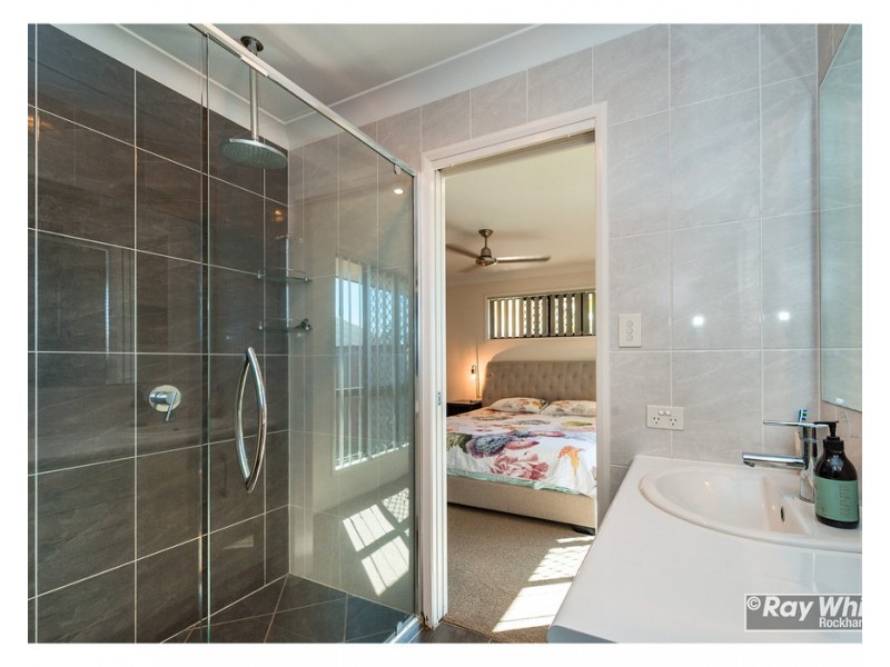 25 Jamie Crescent, Gracemere QLD 4702