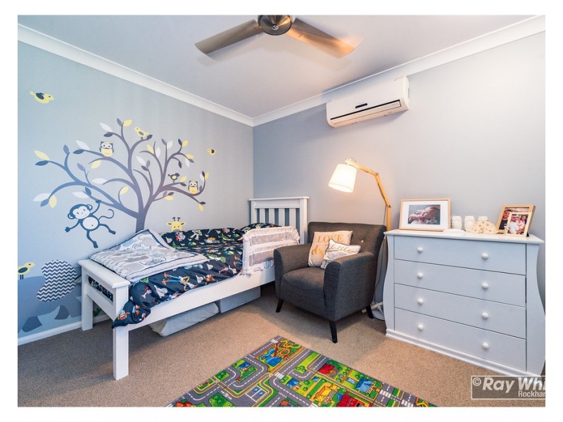 25 Jamie Crescent, Gracemere QLD 4702