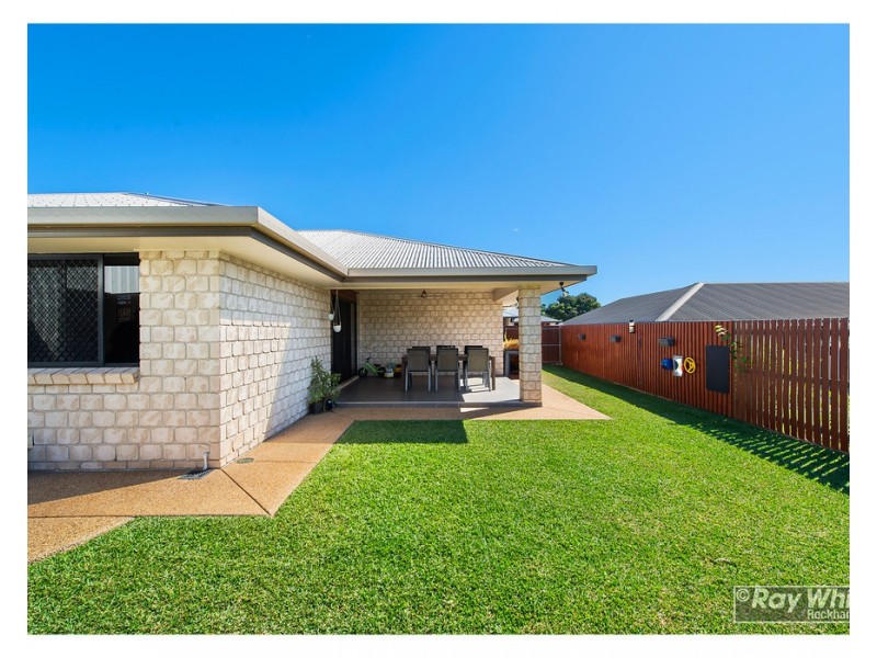 25 Jamie Crescent, Gracemere QLD 4702