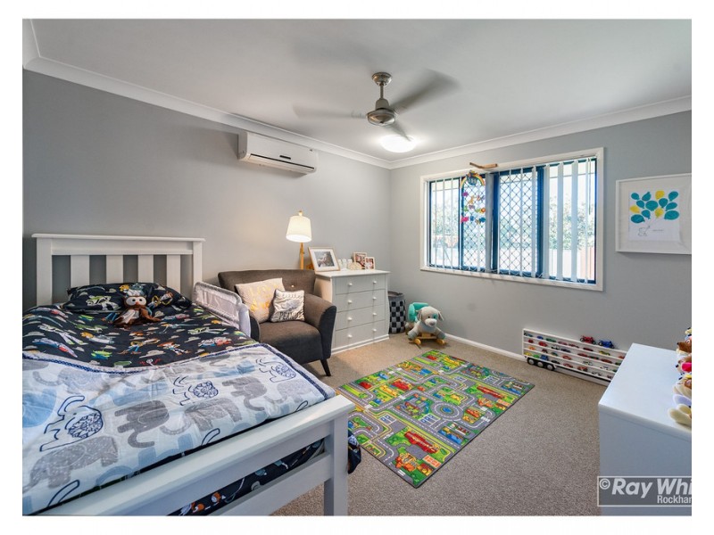 25 Jamie Crescent, Gracemere QLD 4702