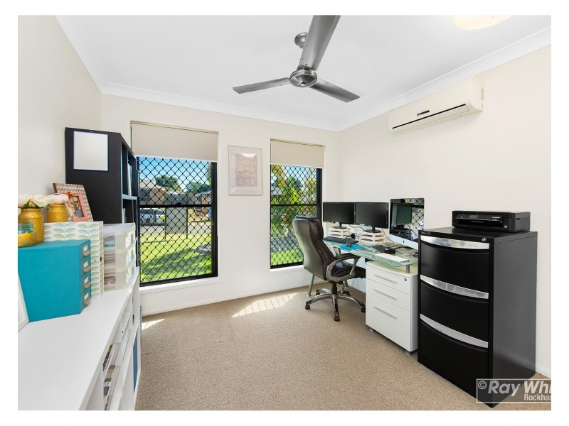 25 Jamie Crescent, Gracemere QLD 4702