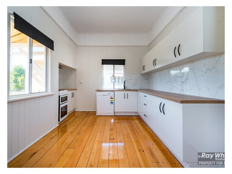 67 Livingstone Street, Berserker QLD 4701