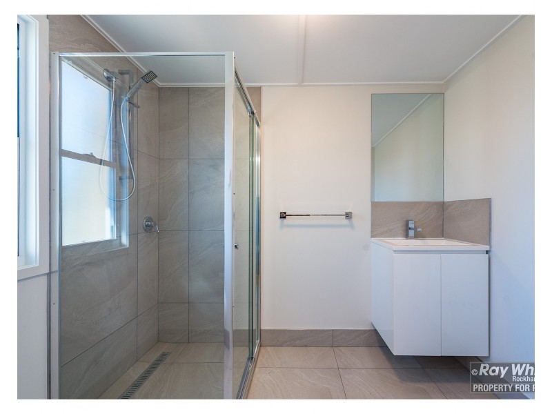 67 Livingstone Street, Berserker QLD 4701