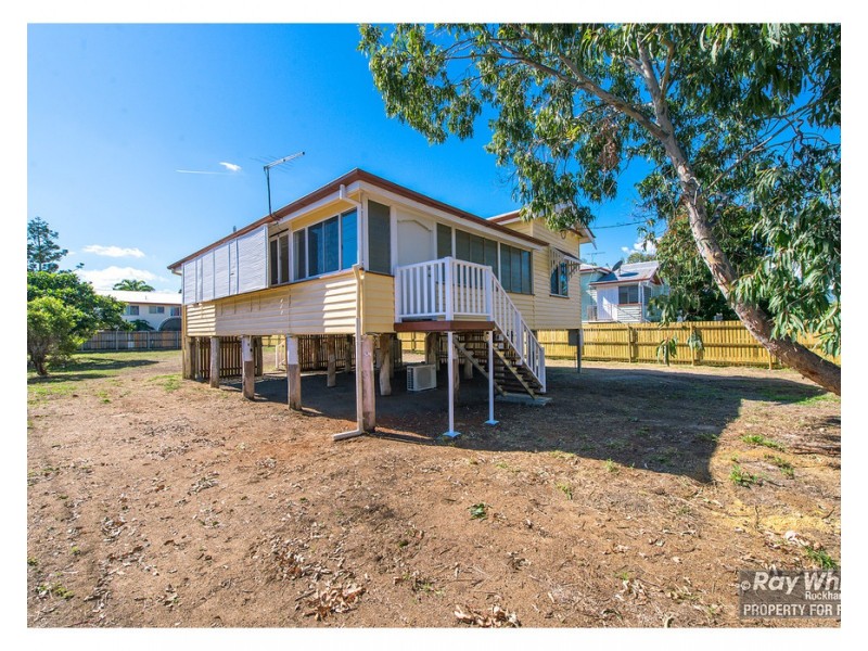 67 Livingstone Street, Berserker QLD 4701