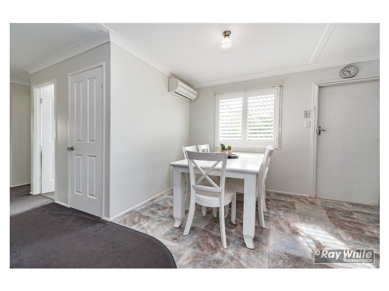 8 Locke Street, Kawana QLD 4701