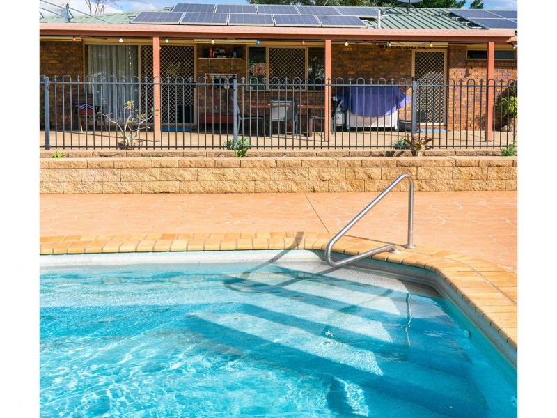 51 Stewart Street, Gracemere QLD 4702