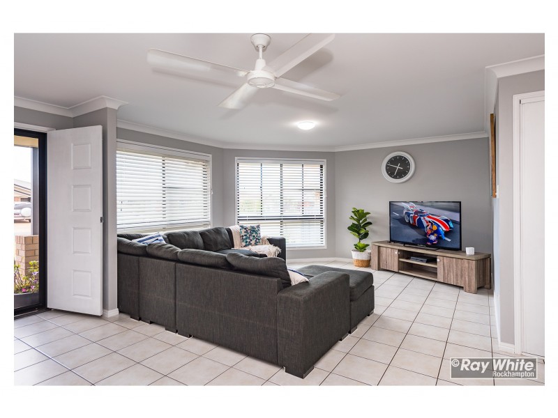 20 Riley Drive, Gracemere QLD 4702