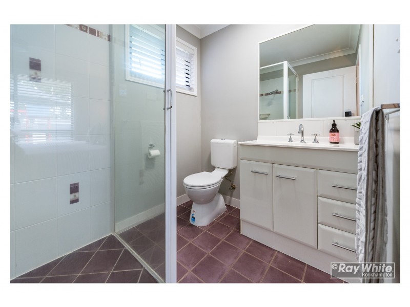 20 Riley Drive, Gracemere QLD 4702