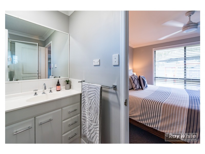 20 Riley Drive, Gracemere QLD 4702