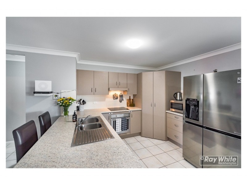 20 Riley Drive, Gracemere QLD 4702