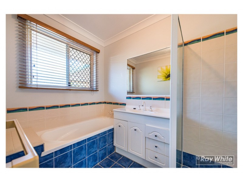 4 Gable Street, Koongal QLD 4701