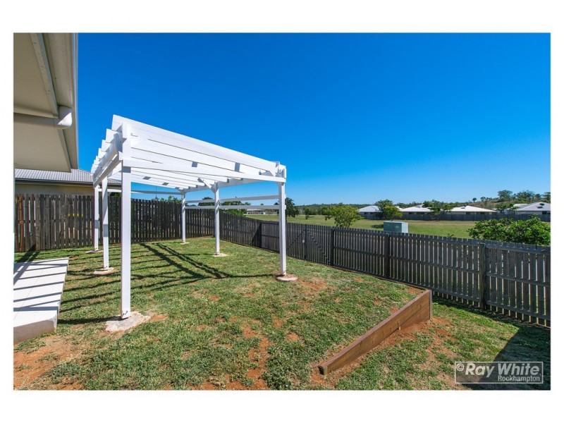 2 Virginia Drive, Parkhurst QLD 4702