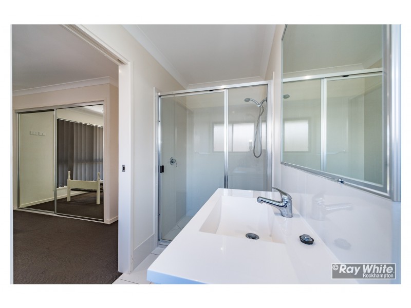 2 Virginia Drive, Parkhurst QLD 4702