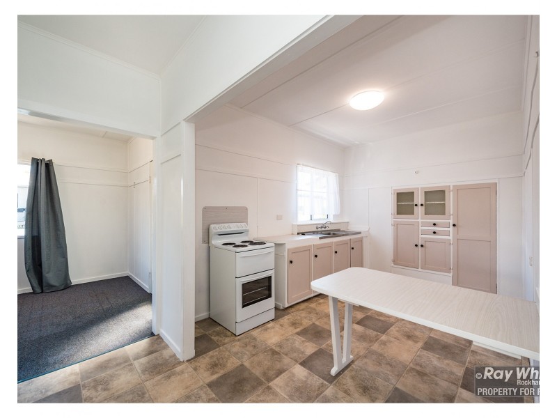 4/20 Athelstane Street, The Range QLD 4700