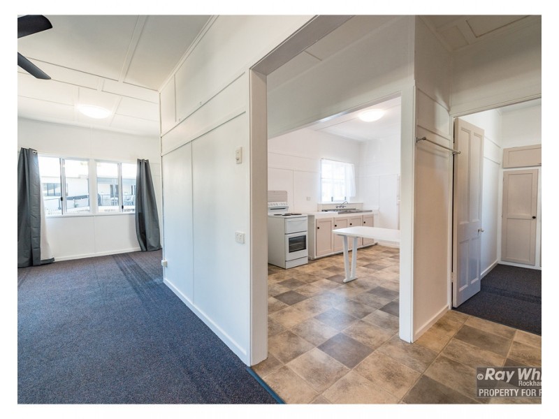 4/20 Athelstane Street, The Range QLD 4700