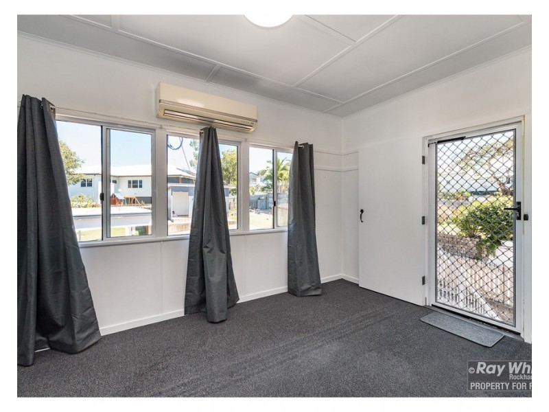 4/20 Athelstane Street, The Range QLD 4700