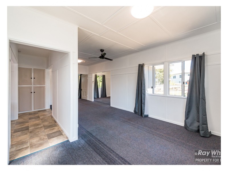 4/20 Athelstane Street, The Range QLD 4700