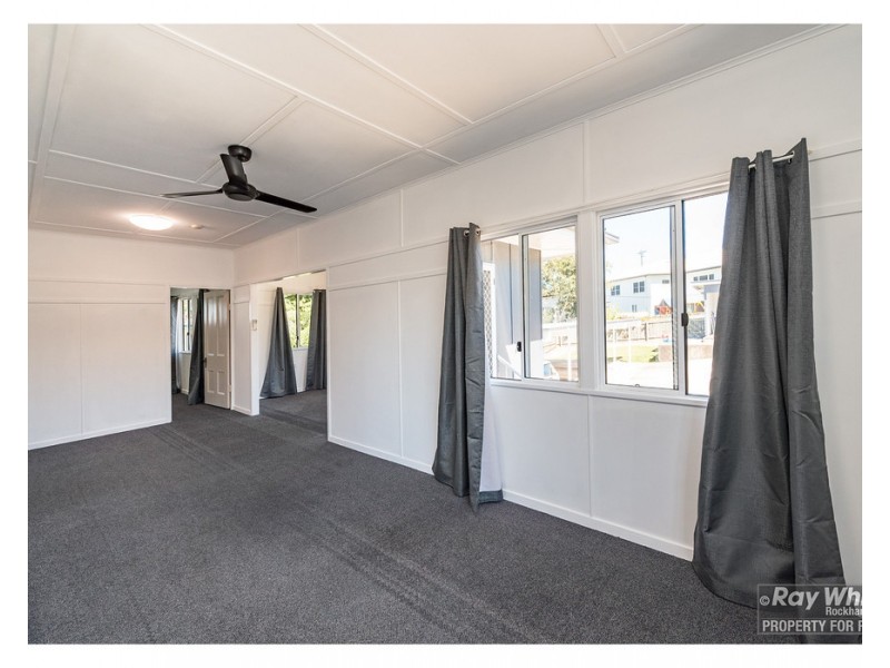 4/20 Athelstane Street, The Range QLD 4700
