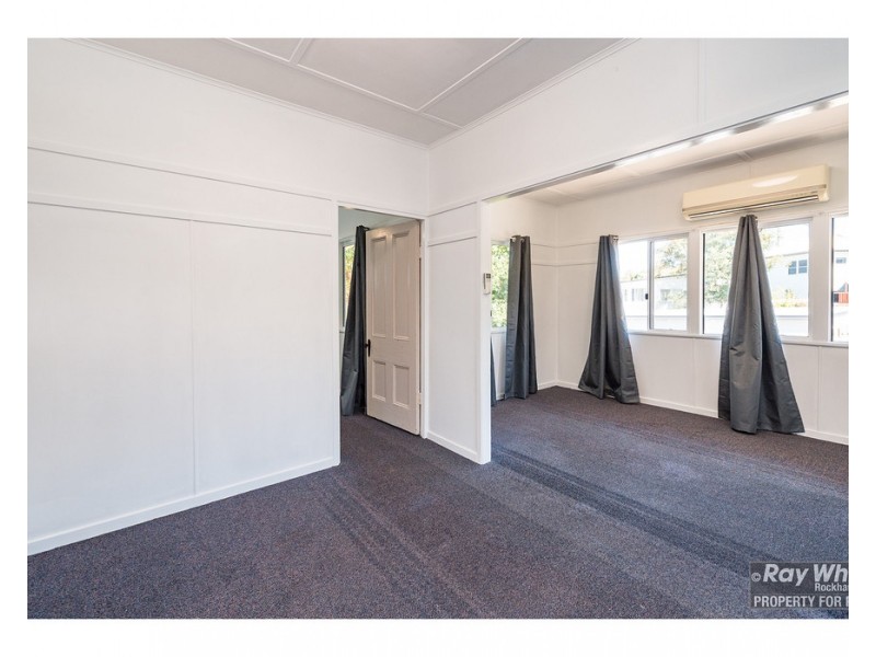 4/20 Athelstane Street, The Range QLD 4700