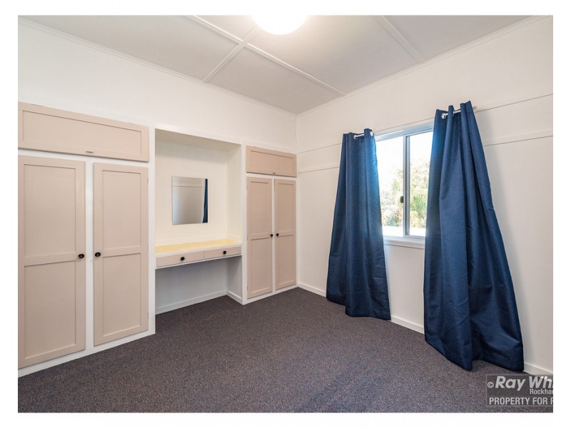 4/20 Athelstane Street, The Range QLD 4700