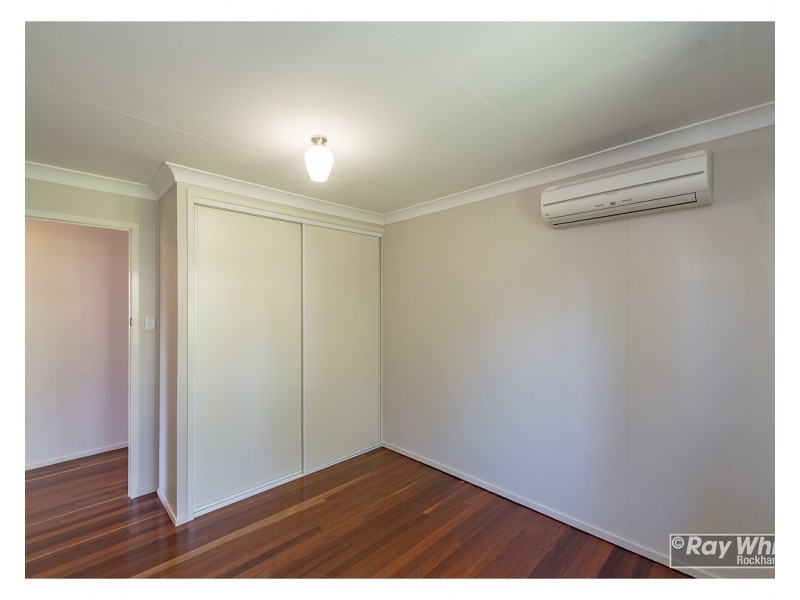 22 Mary Street, The Range QLD 4700