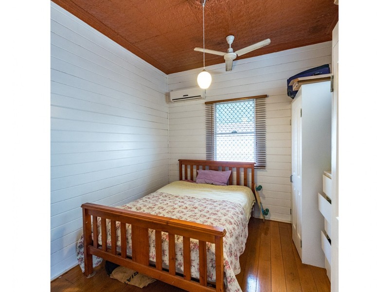 39a West Street, The Range QLD 4700