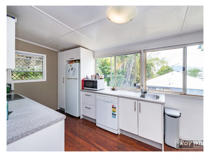 39a West Street, The Range QLD 4700