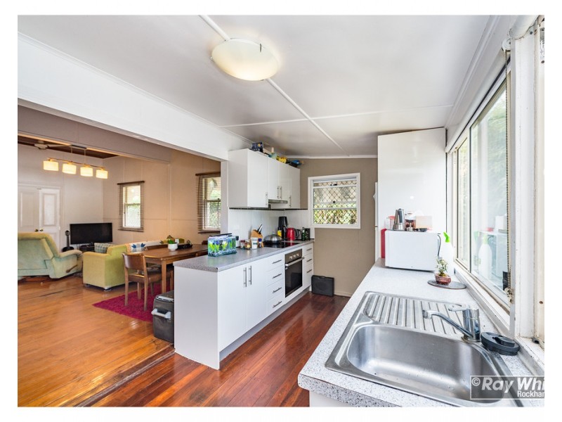 39a West Street, The Range QLD 4700