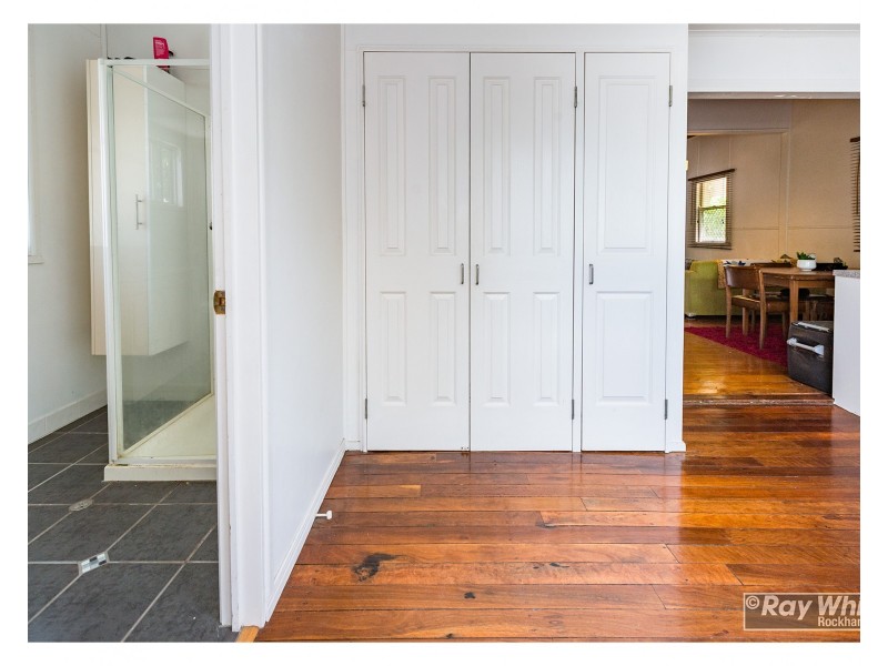 39a West Street, The Range QLD 4700