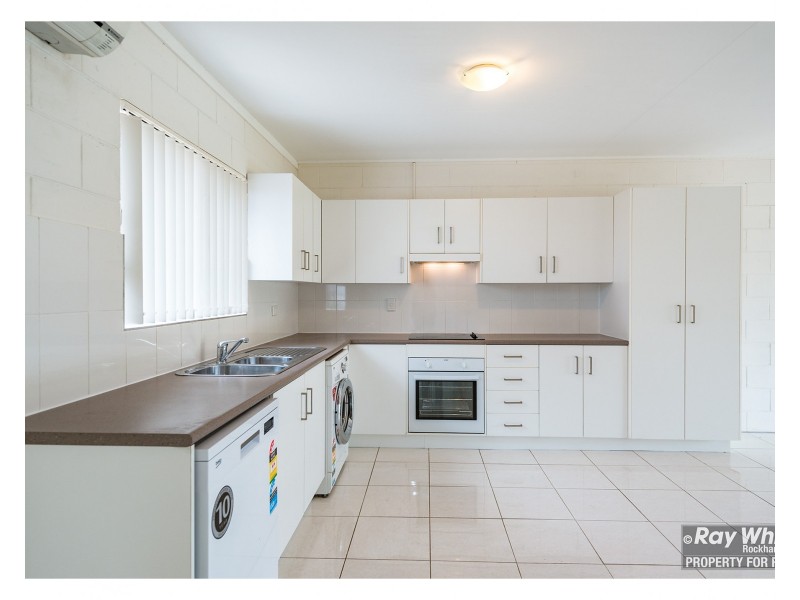 2/73 Livingstone Street, Berserker QLD 4701