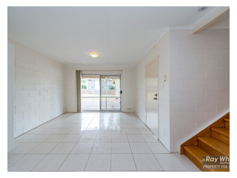 2/73 Livingstone Street, Berserker QLD 4701