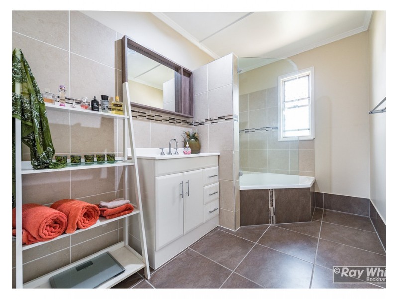 147 Shepherd Street, Koongal QLD 4701