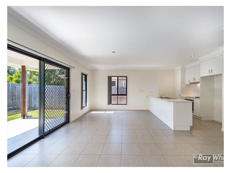 2/12-16 Elphinstone Street, Berserker QLD 4701