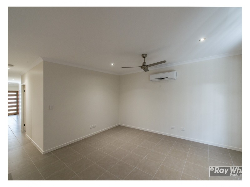 2/12-16 Elphinstone Street, Berserker QLD 4701
