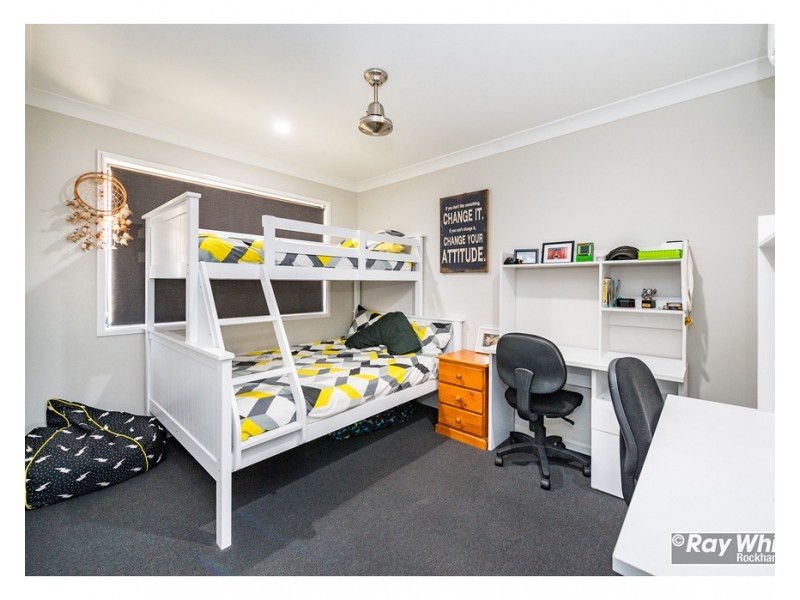 6 Peregrin Court, Parkhurst QLD 4702