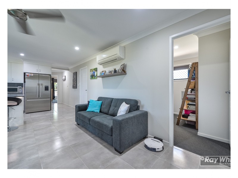 6 Peregrin Court, Parkhurst QLD 4702