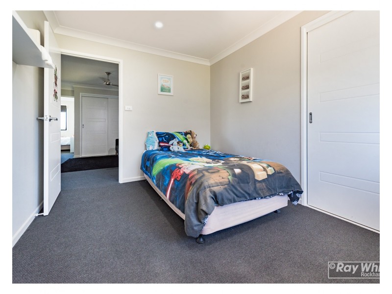 6 Peregrin Court, Parkhurst QLD 4702