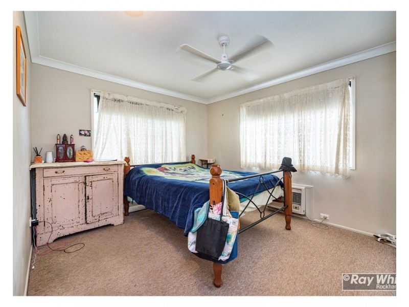 86 Harrow Street, West Rockhampton QLD 4700