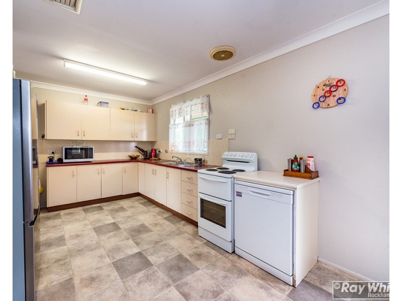 86 Harrow Street, West Rockhampton QLD 4700