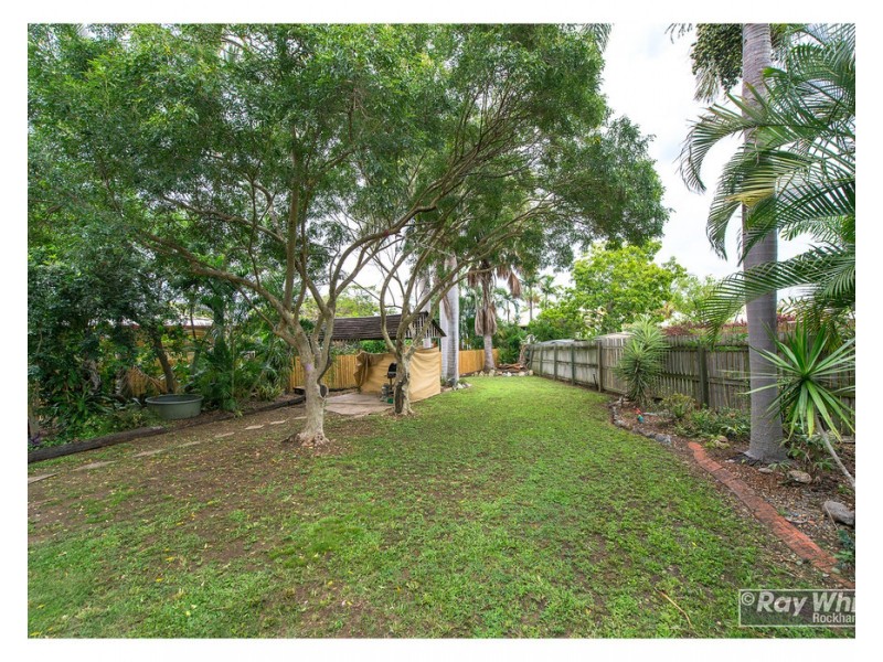86 Harrow Street, West Rockhampton QLD 4700
