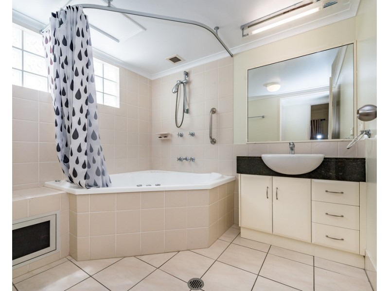 2/22 Victoria Parade, Rockhampton City QLD 4700