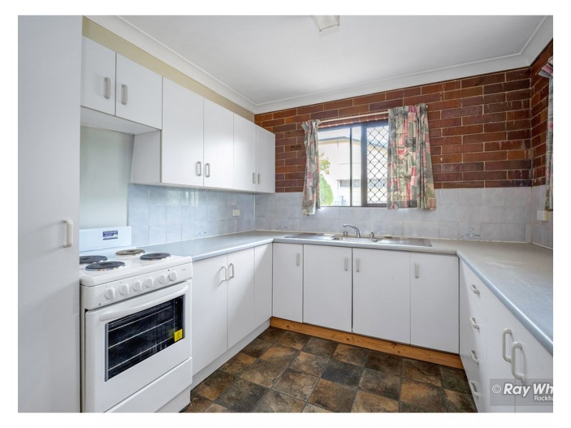 30 Fisher Street, Gracemere QLD 4702