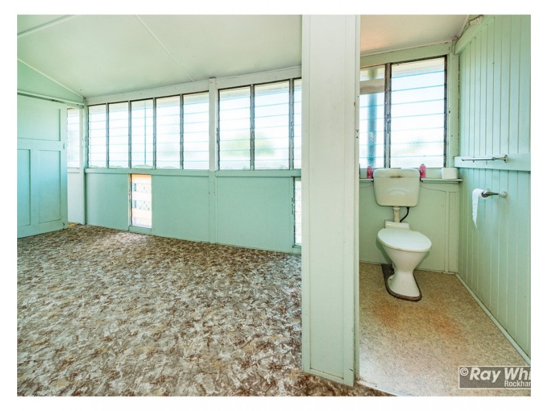 52 Upper Dawson Road, Allenstown QLD 4700