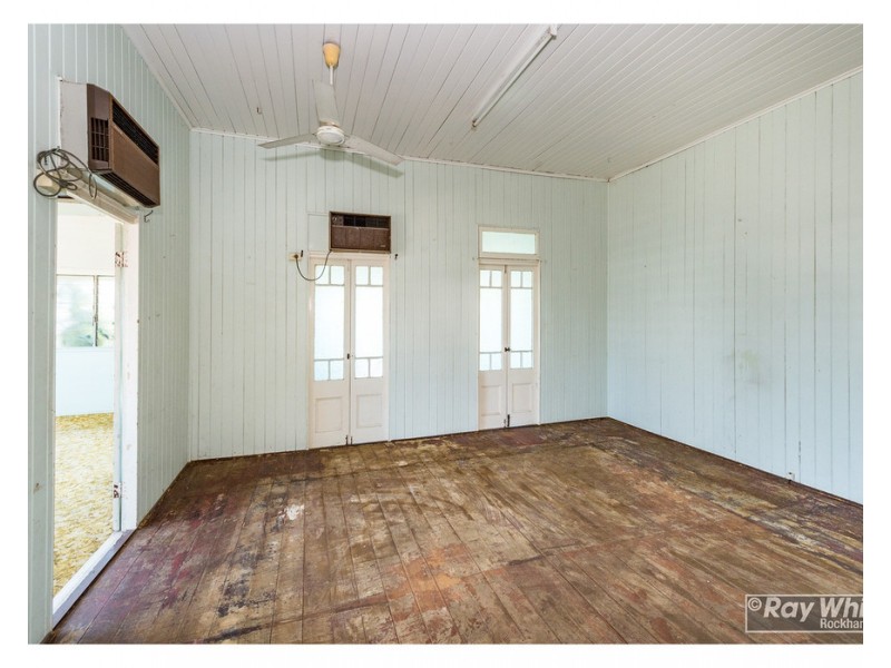 52 Upper Dawson Road, Allenstown QLD 4700
