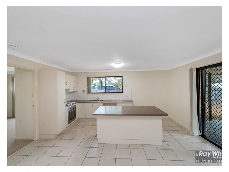 14 Riley Drive, Gracemere QLD 4702