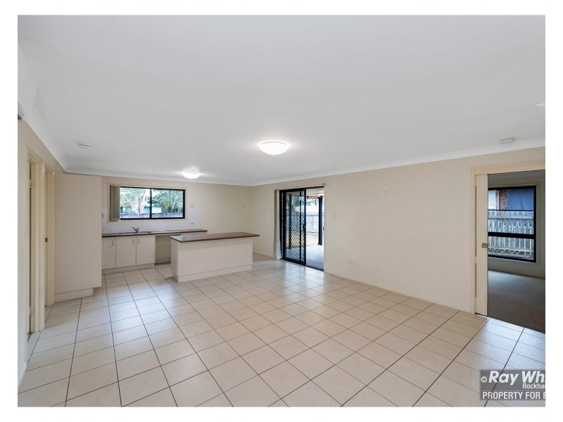 14 Riley Drive, Gracemere QLD 4702