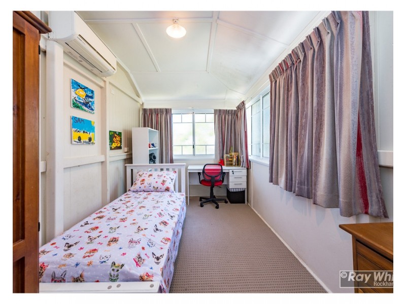 19 Mansfield Street, Wandal QLD 4700