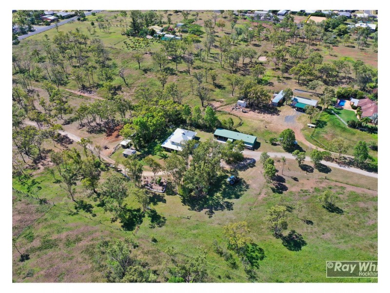 111 McMillan Avenue, Parkhurst QLD 4702