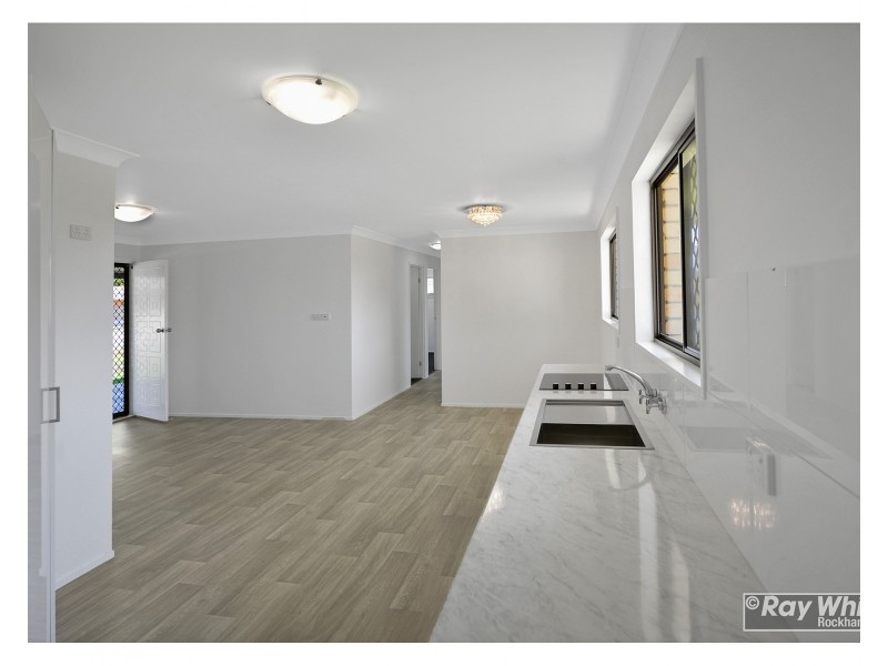 67 Medcraf Street, Park Avenue QLD 4701